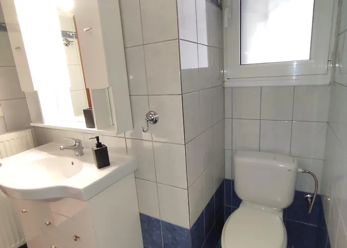 Apartamento George's Family House Larissa